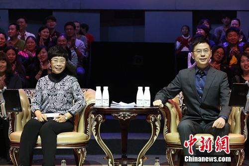 蒙曼、郦波继续但担任2015《中国成语大会》的文化嘉宾